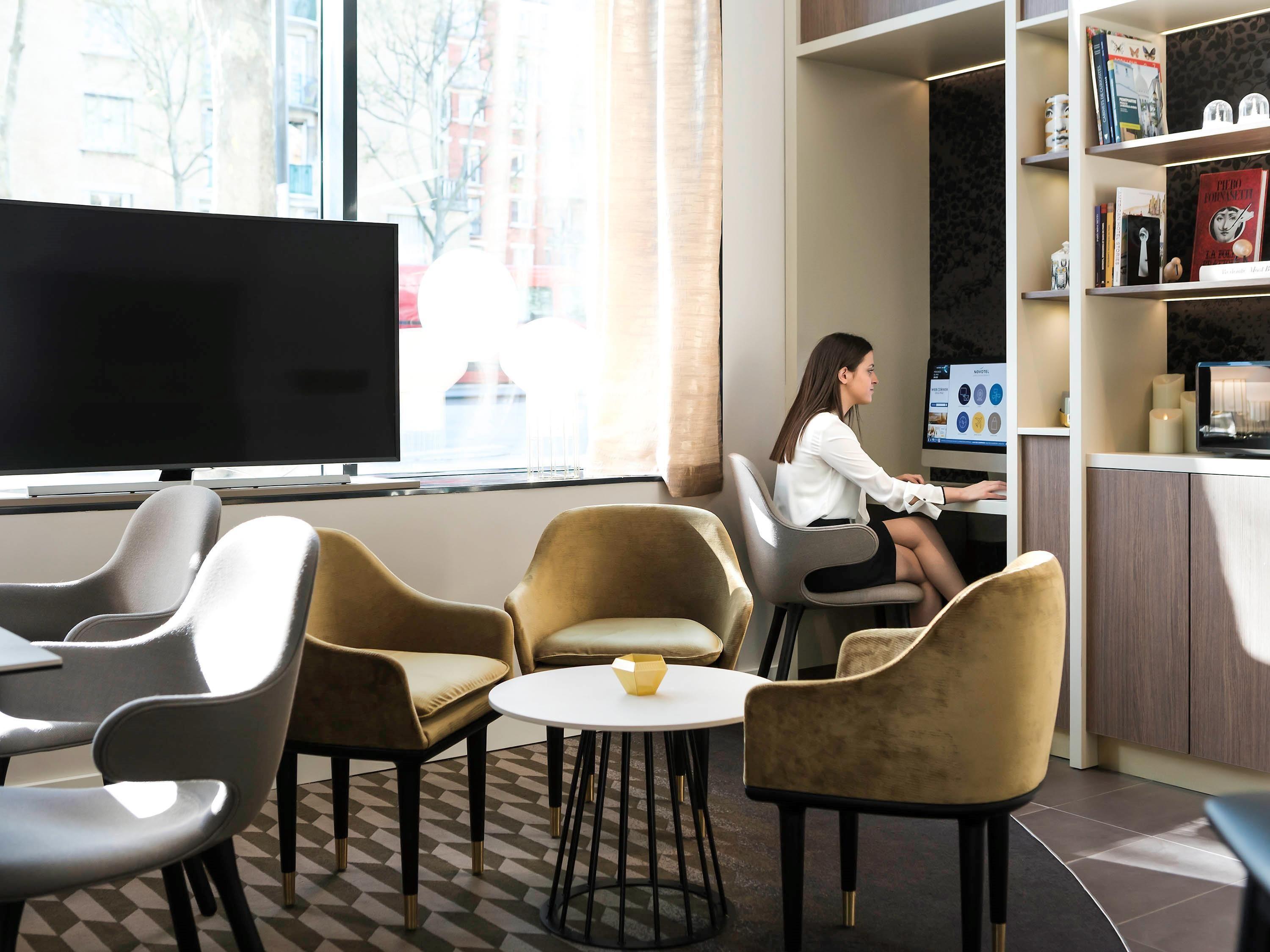 Novotel Expo Porte De Versailles 4*