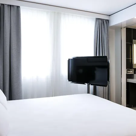 Novotel Expo Porte De Versailles 4*