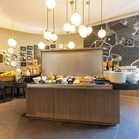 Novotel Expo Porte De Versailles Hotel Parigi