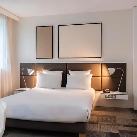Novotel Expo Porte De Versailles Hotel 4*