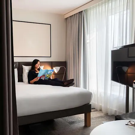 Novotel Expo Porte De Versailles Hotel Parigi