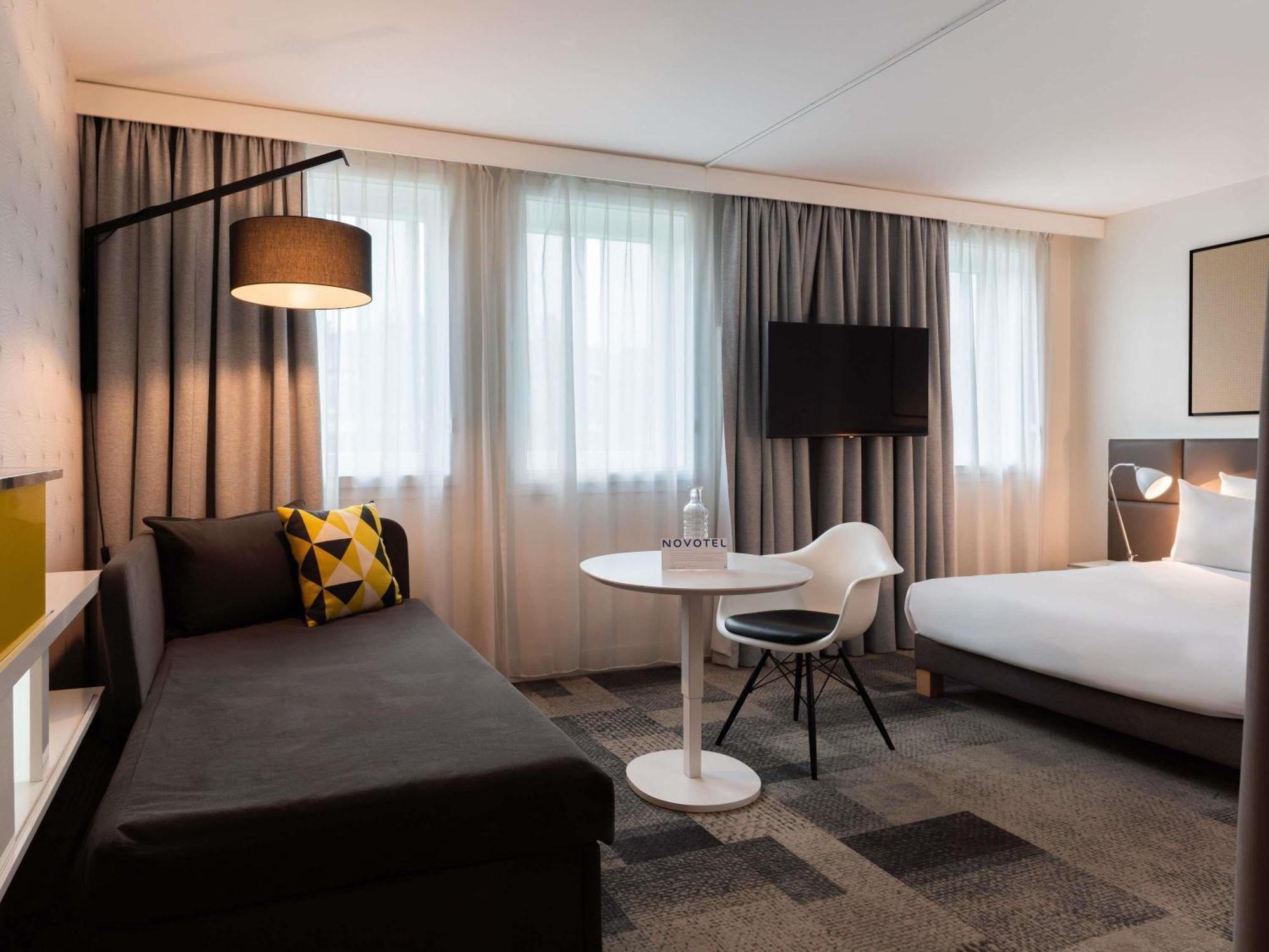 Hotel Novotel Expo Porte De Versailles 4*